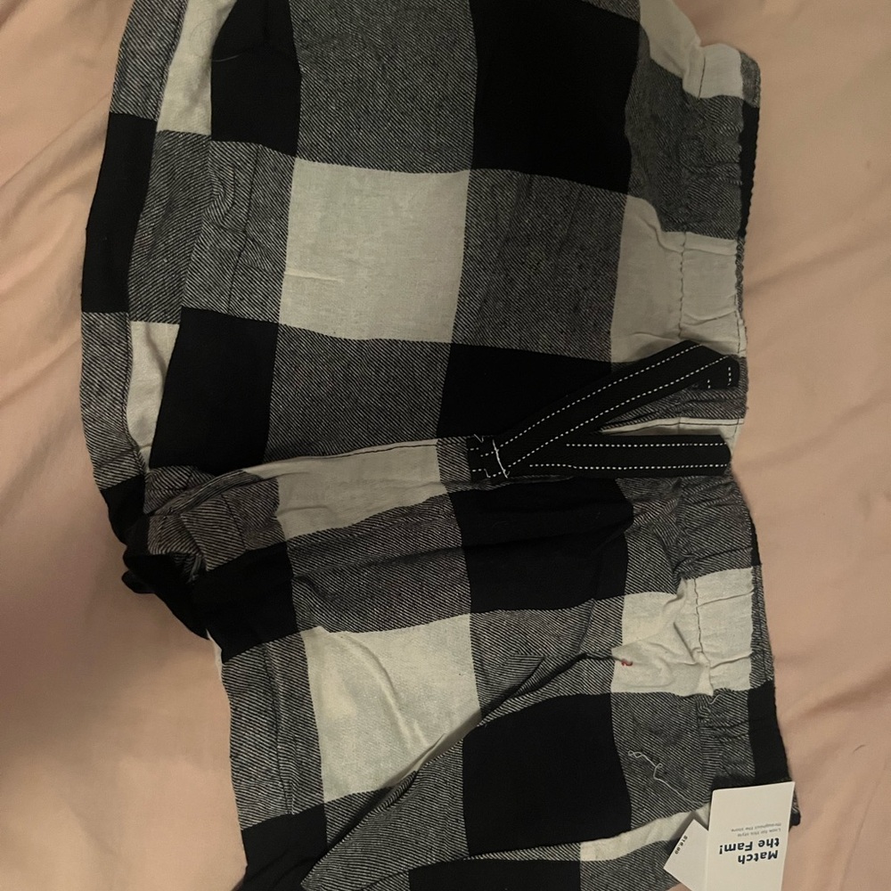 Old Navy Monochrome Plaid Shorts